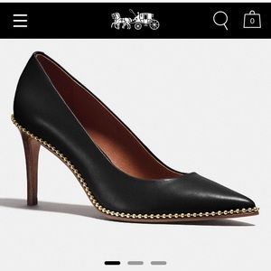 EUC Coach Parker Pump-Black w/ gold studs-Sz 8